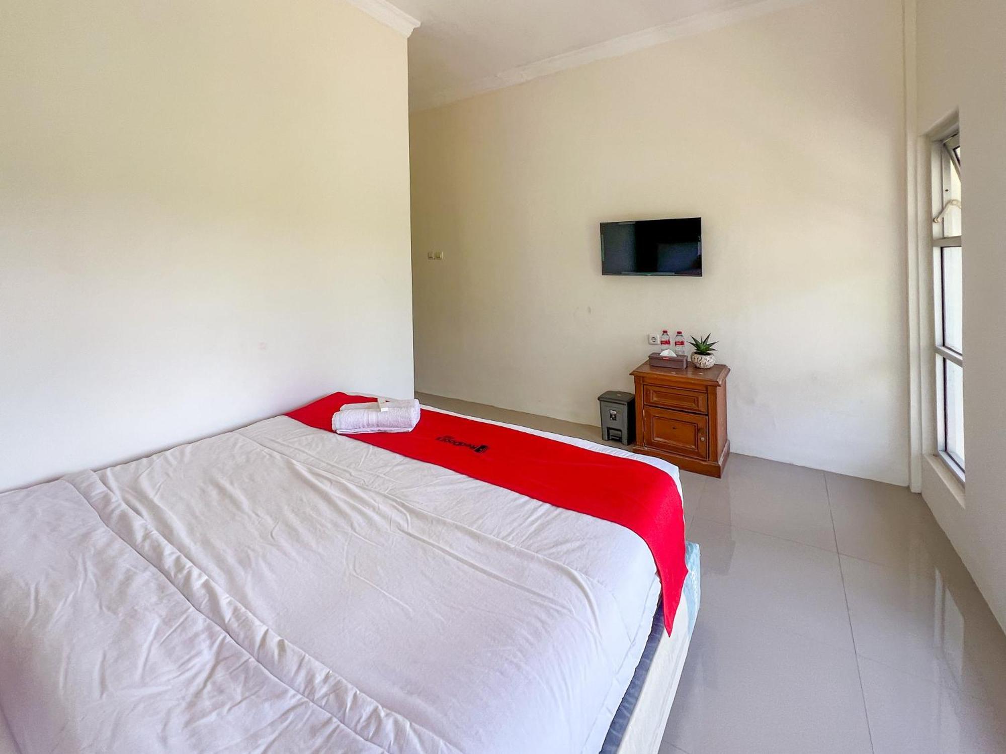 Reddoorz Syariah Near Pengadilan Agama Wonosobo Hotel Exterior photo