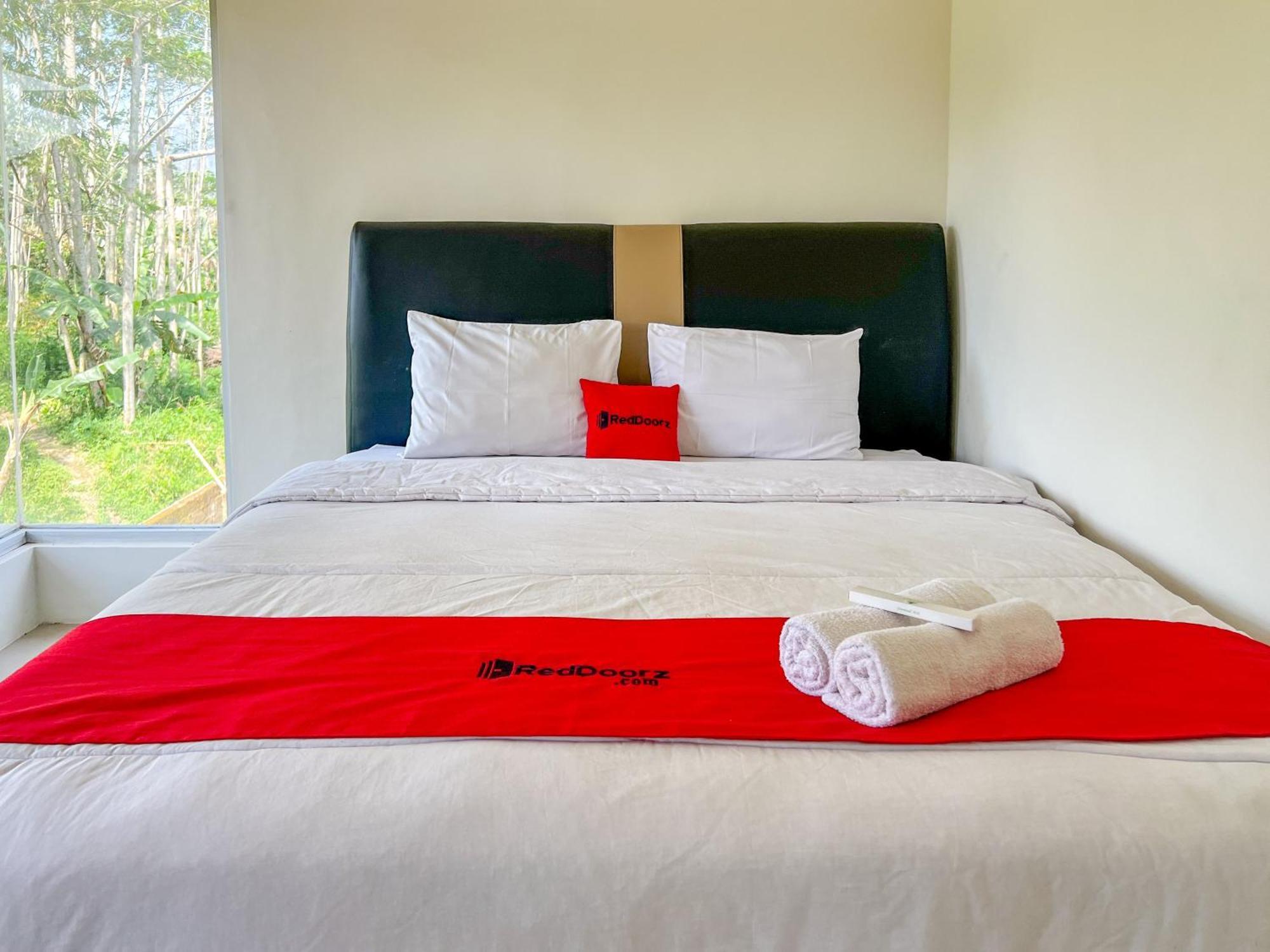 Reddoorz Syariah Near Pengadilan Agama Wonosobo Hotel Exterior photo
