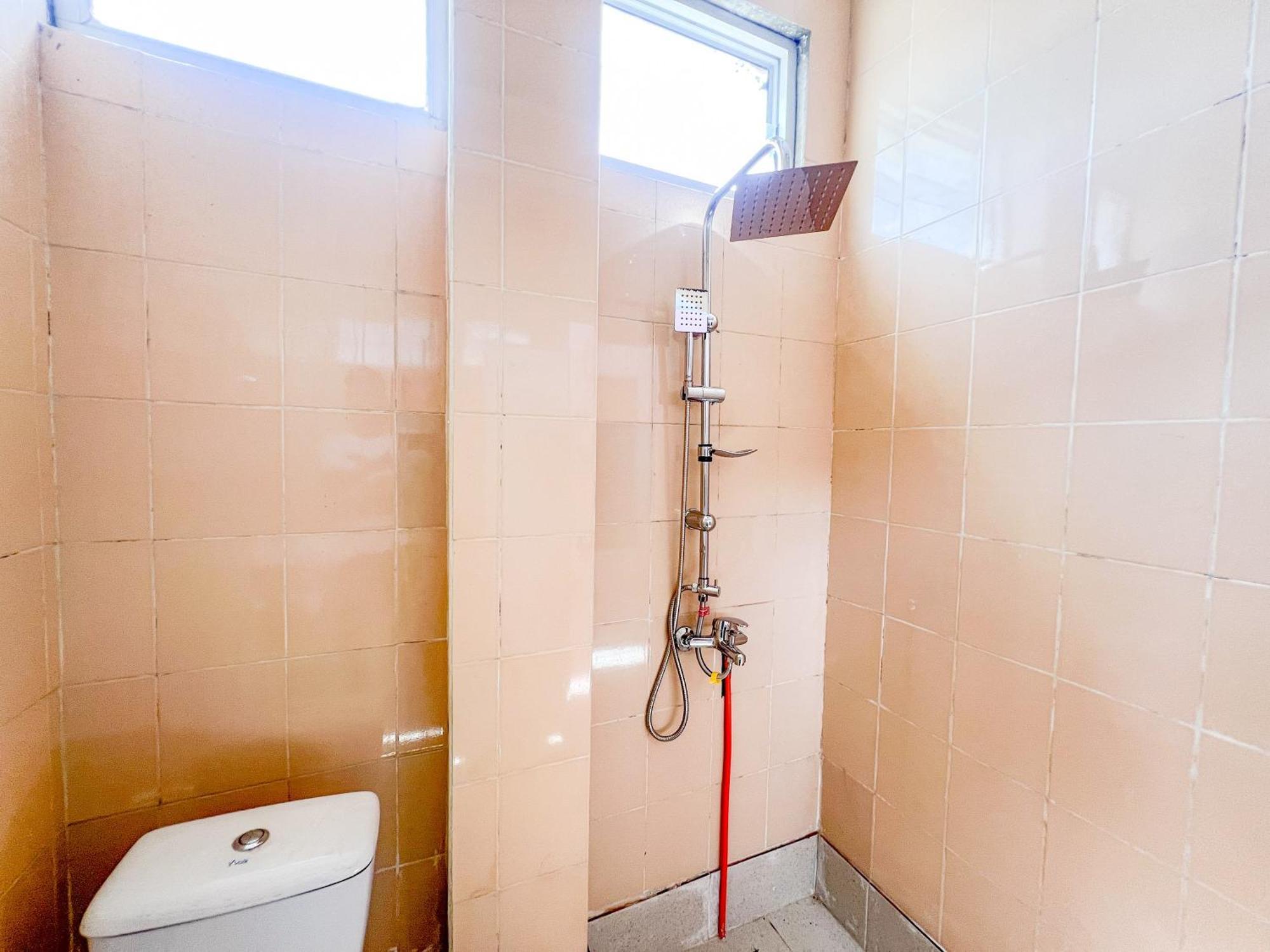 Reddoorz Syariah Near Pengadilan Agama Wonosobo Hotel Exterior photo