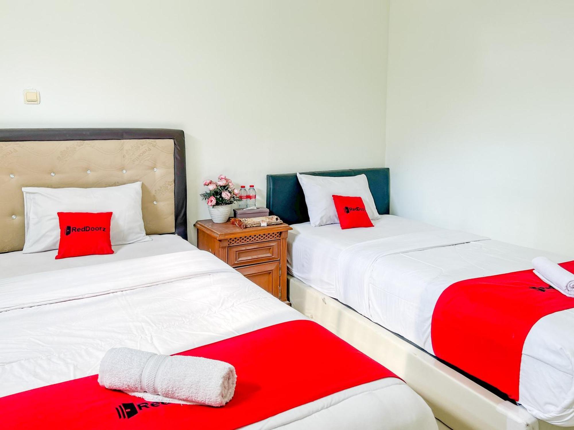 Reddoorz Syariah Near Pengadilan Agama Wonosobo Hotel Exterior photo