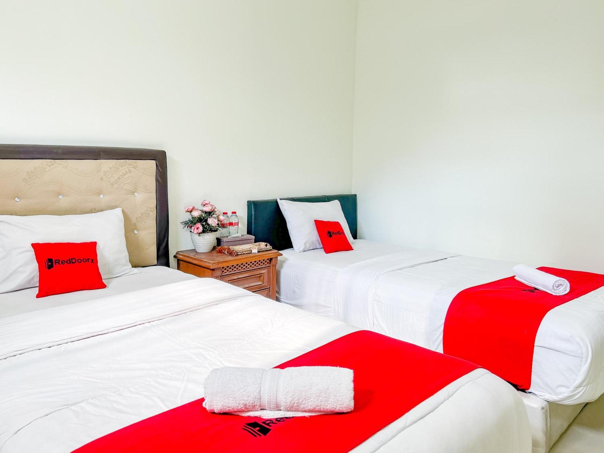Reddoorz Syariah Near Pengadilan Agama Wonosobo Hotel Exterior photo