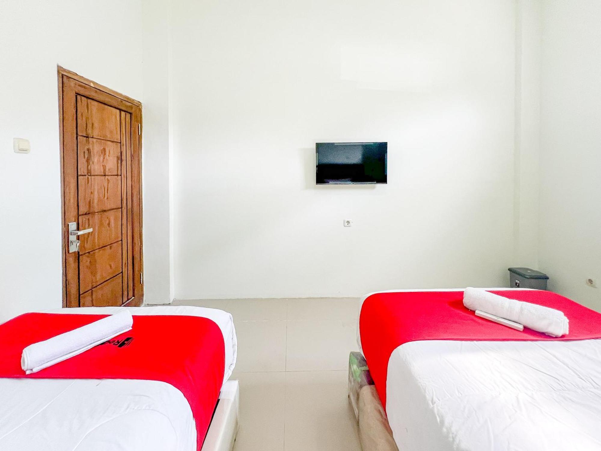 Reddoorz Syariah Near Pengadilan Agama Wonosobo Hotel Exterior photo