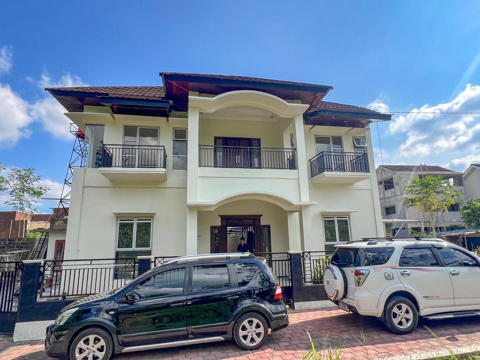 Reddoorz Syariah Near Pengadilan Agama Wonosobo Hotel Exterior photo