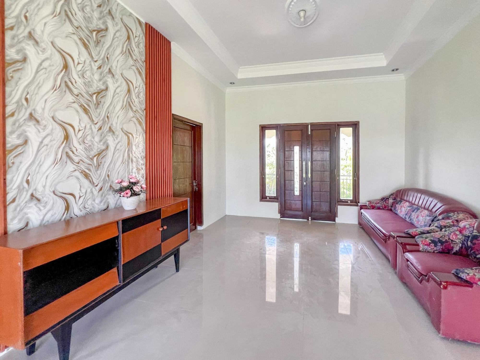 Reddoorz Syariah Near Pengadilan Agama Wonosobo Hotel Exterior photo