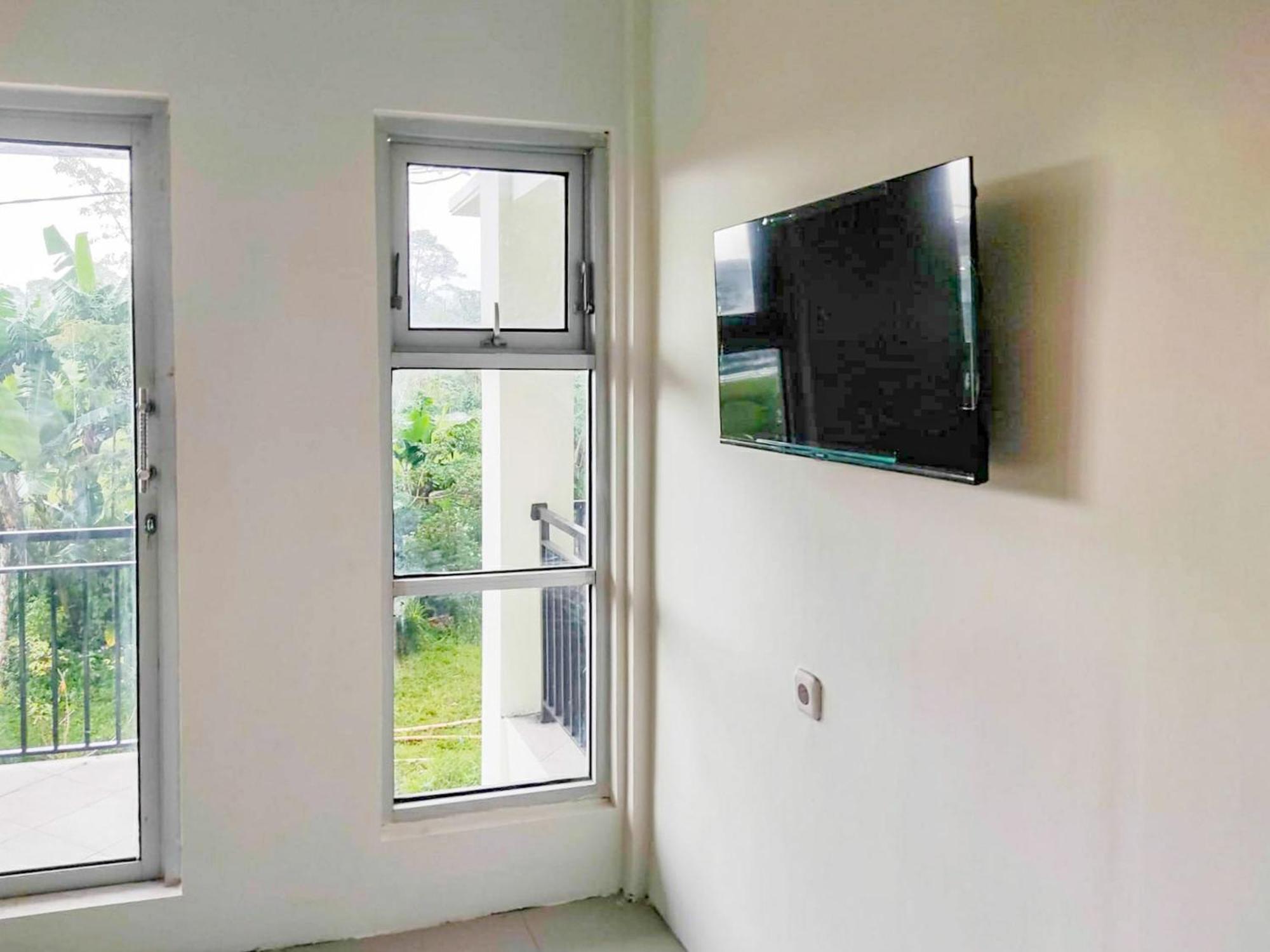 Reddoorz Syariah Near Pengadilan Agama Wonosobo Hotel Exterior photo