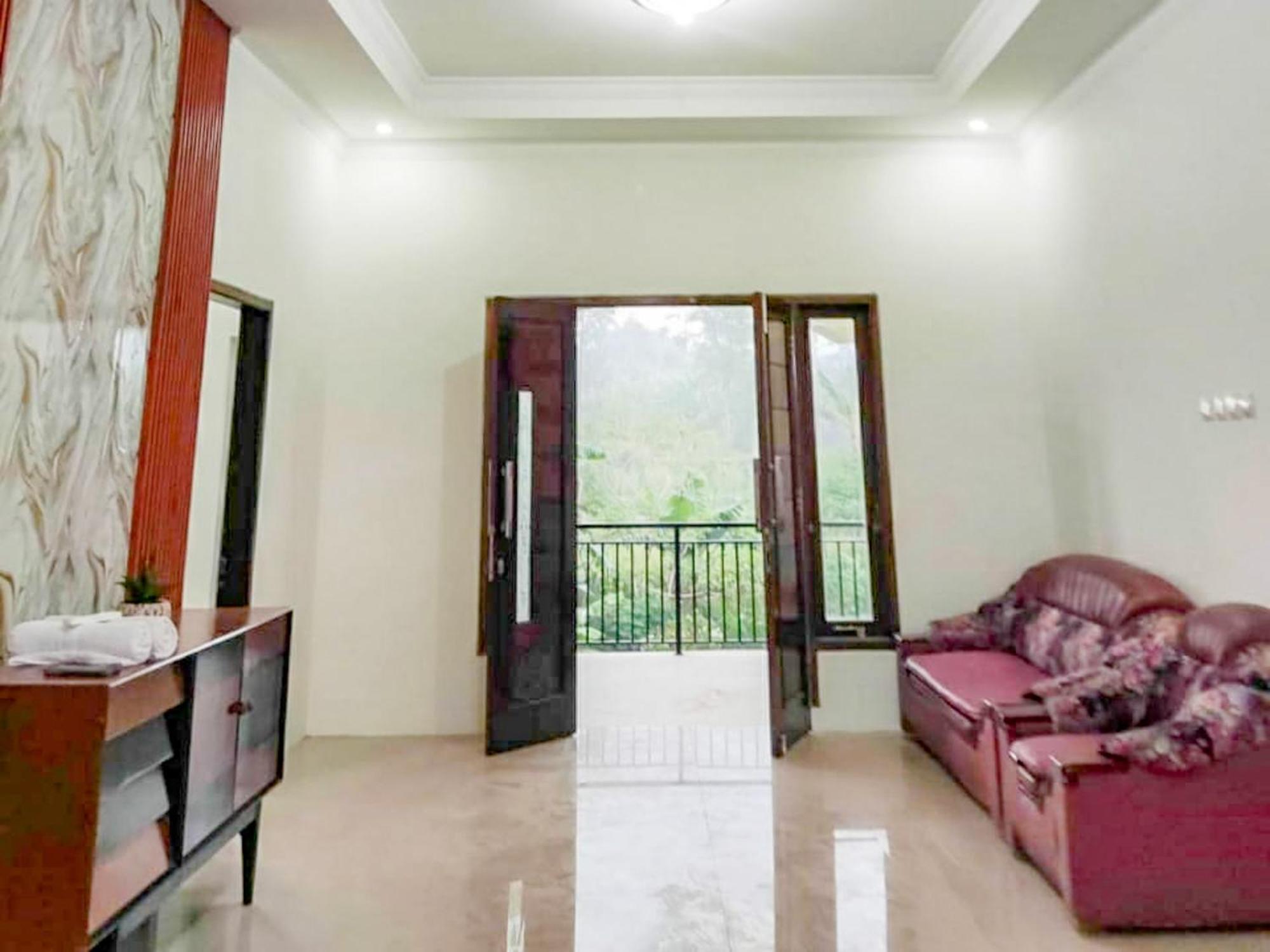 Reddoorz Syariah Near Pengadilan Agama Wonosobo Hotel Exterior photo